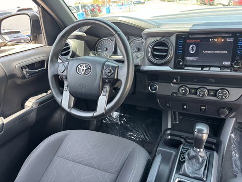 Used 2019 Toyota Tacoma TRD Sport RWD image 12