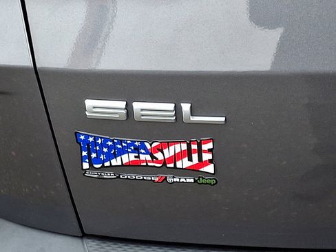 Used 2021 Ford Escape SEL w/ Technology Package image 17