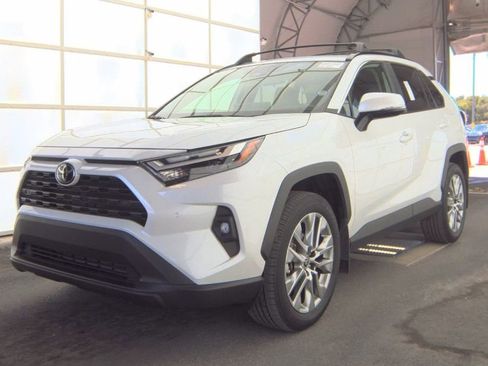Used 2025 Toyota RAV4 XLE Premium w/ Weather Package FWD image 1
