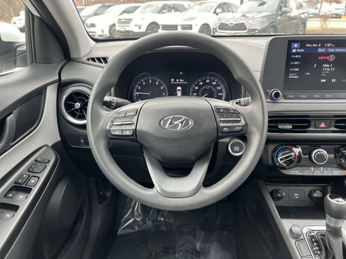Used 2023 Hyundai Kona SEL image 16