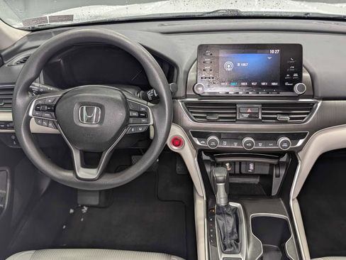 Used 2018 Honda Accord LX image 5