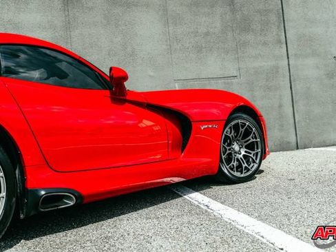 Used 2015 Dodge Viper SRT-10 RWD image 31