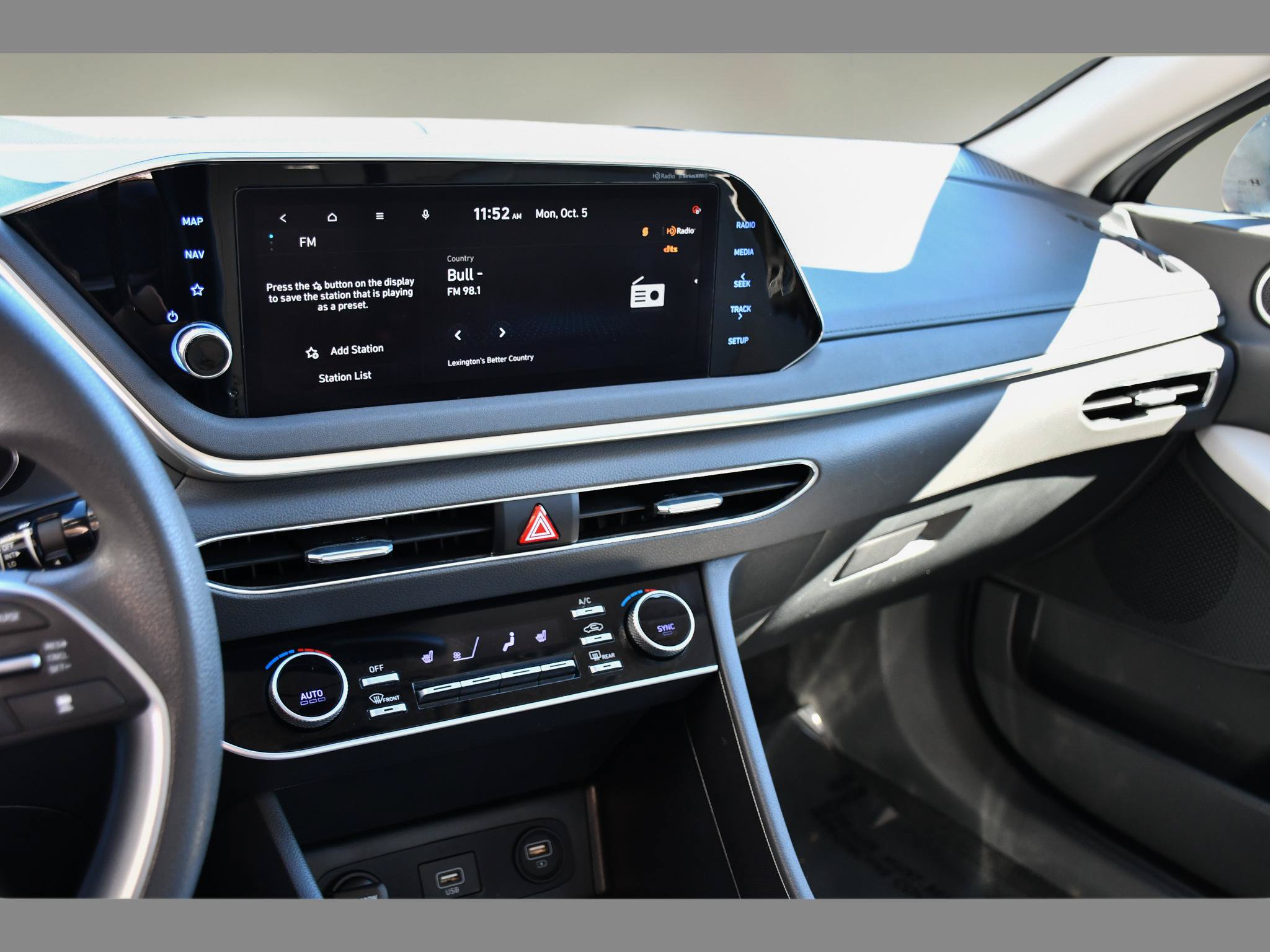 Used 2023 Hyundai Sonata SEL FWD image 16