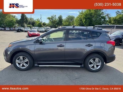 Used 2015 Toyota RAV4 XLE image 2