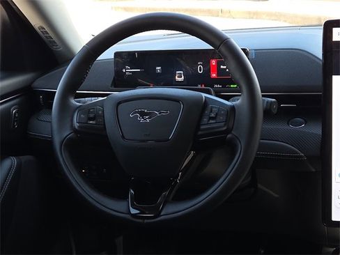 Certified 2025 Ford Mustang Mach-E Select image 12