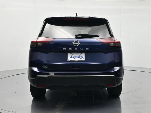Used 2026 Nissan Rogue SV FWD image 6