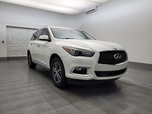 Used 2019 INFINITI QX60 Luxe w/ Essential Package image 13
