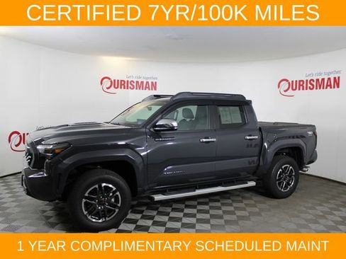 Used 2025 Toyota Tacoma TRD Sport AWD/4WD image 3