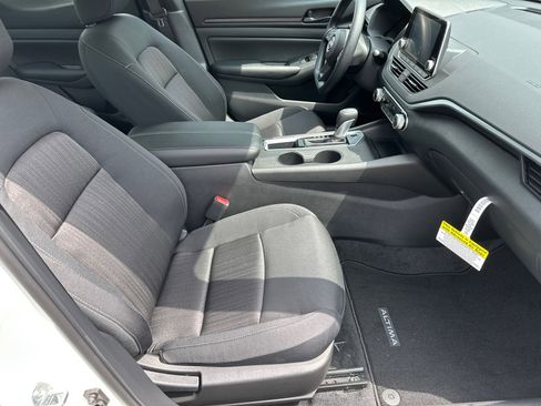 New 2025 Nissan Altima 2.5 S image 13