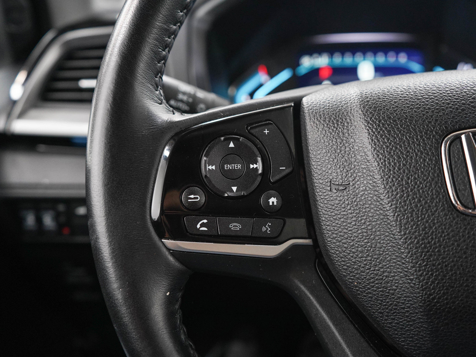Used 2024 Honda Odyssey Touring image 29