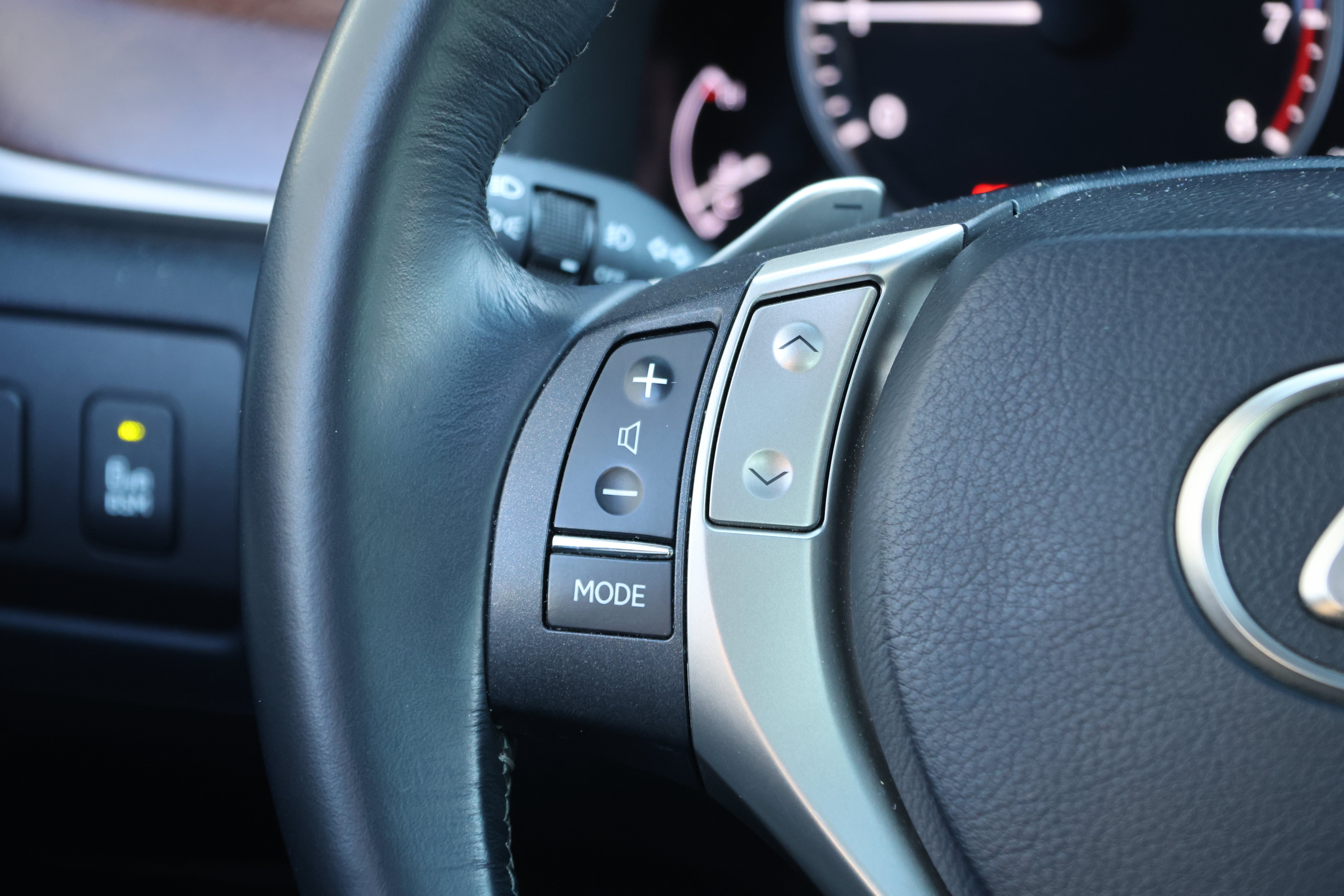 Used 2015 Lexus GS 350 w/ Premium Package RWD image 32