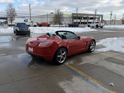 Used 2009 Saturn Sky w/ Premium Trim Package image 12