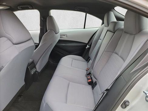 Used 2026 Toyota Corolla SE FWD image 14