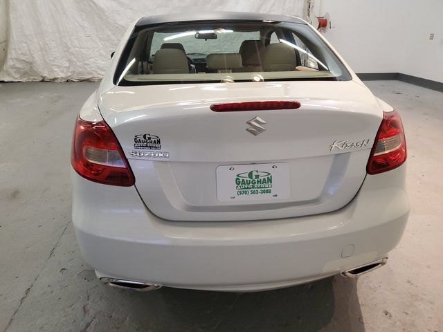Used 2010 Suzuki Kizashi SE FWD image 4