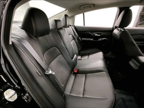 New 2026 Nissan Sentra SR w/ SR Premium Package FWD image 35