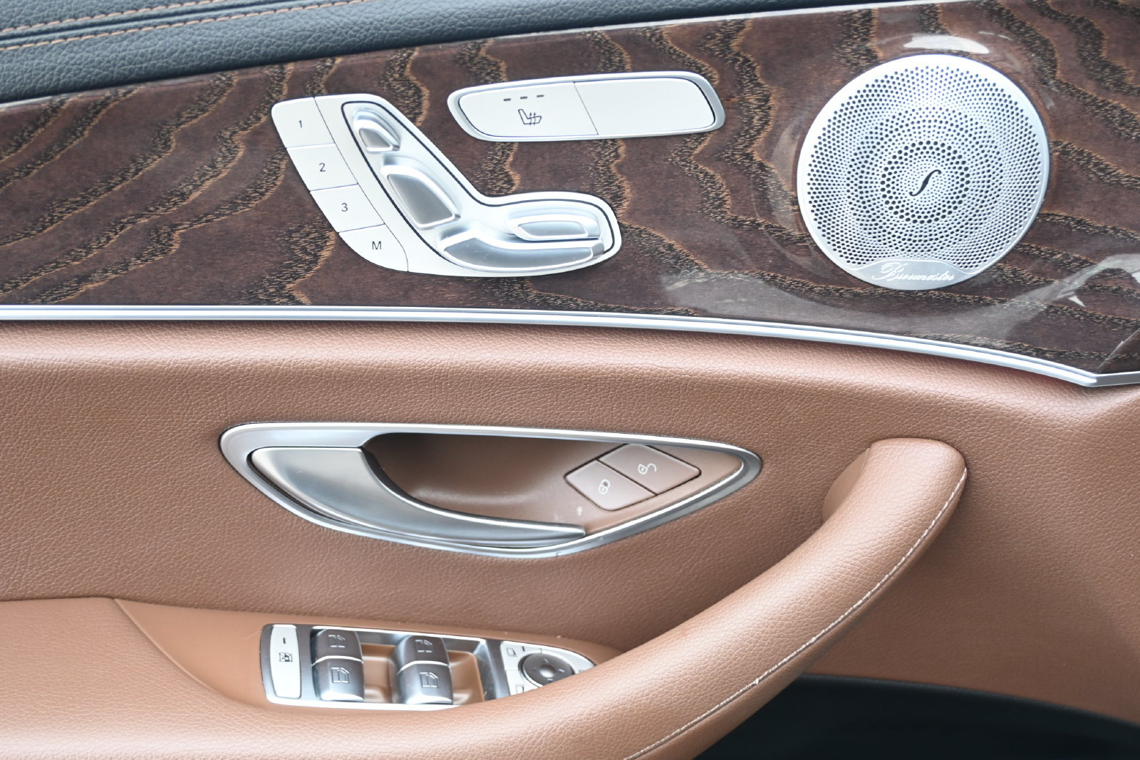 Used 2021 Mercedes-Benz E 350 Sedan image 11