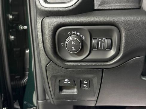 New 2026 RAM 1500 Big Horn AWD/4WD image 11