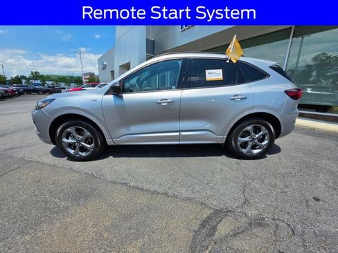 Certified 2024 Ford Escape ST-Line w/ Tech Pack #1 AWD/4WD image 4