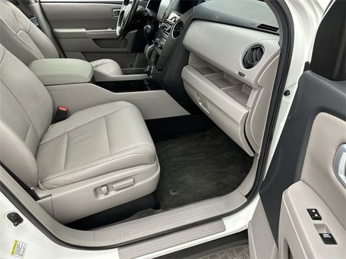 Used 2012 Honda Pilot Touring image 26