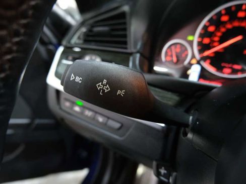 Used 2016 BMW 550i xDrive Sedan image 42