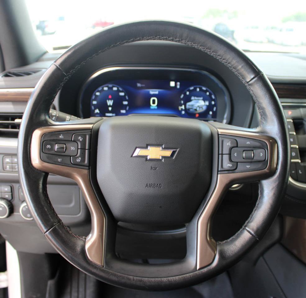 Used 2022 Chevrolet Suburban High Country AWD/4WD image 25