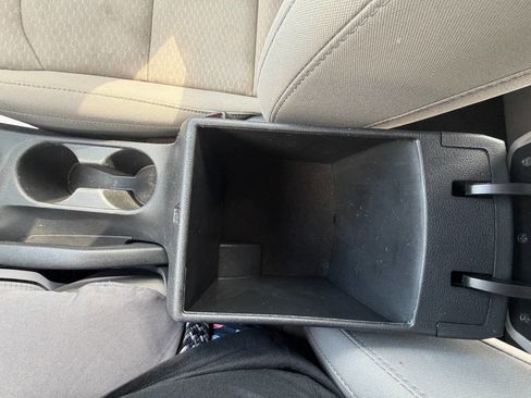 Used 2019 Hyundai Elantra SEL image 28