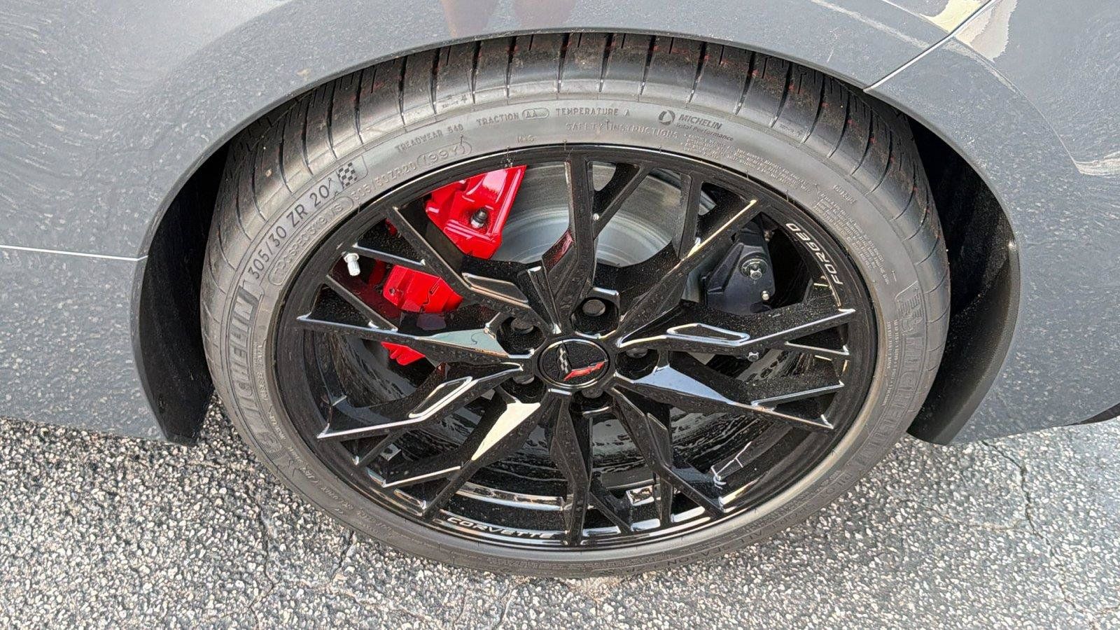 New 2027 Chevrolet Corvette Stingray Convertible w/ Stealth Interior Trim Package RWD image 12