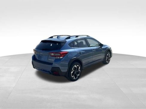 Used 2021 Subaru Crosstrek 2.5i Limited w/ Moonroof Package 1 AWD/4WD image 3