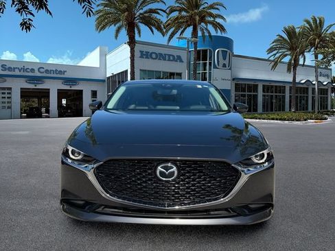 Used 2021 MAZDA MAZDA3 s FWD image 3