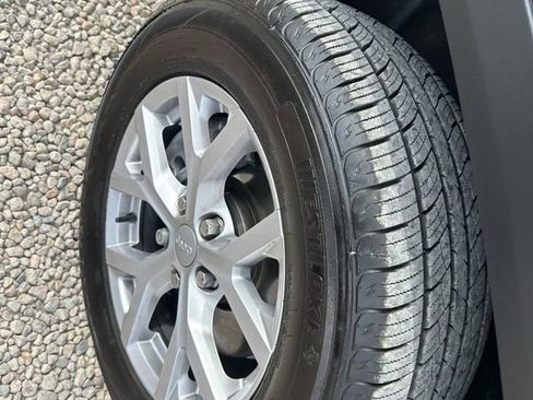 Used 2021 Jeep Grand Cherokee L Limited image 45