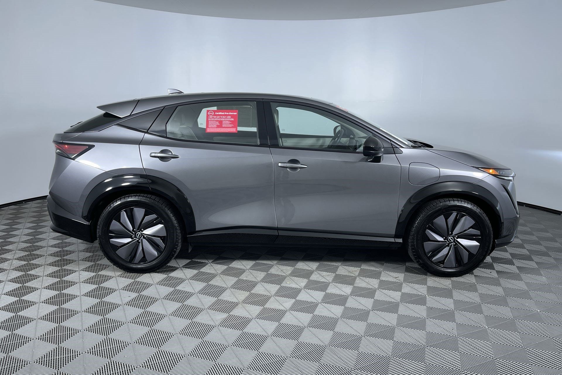 Certified 2024 Nissan Ariya AWD image 10