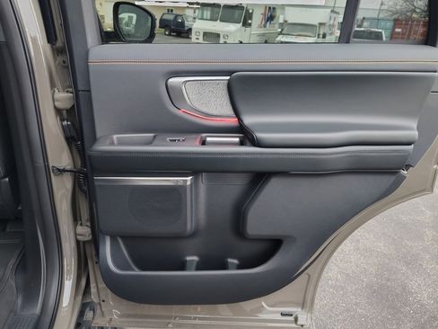 New 2026 Ford Expedition Tremor image 37