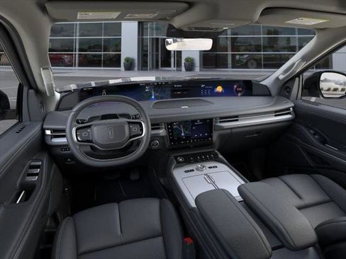 New 2026 Lincoln Navigator L Reserve AWD/4WD image 9