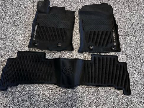 Used 2017 Toyota 4Runner SR5 image 61