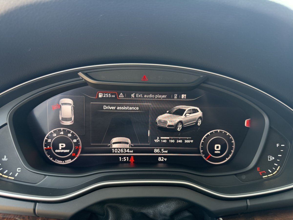 Used 2018 Audi Q5 2.0T Premium Plus AWD/4WD image 38