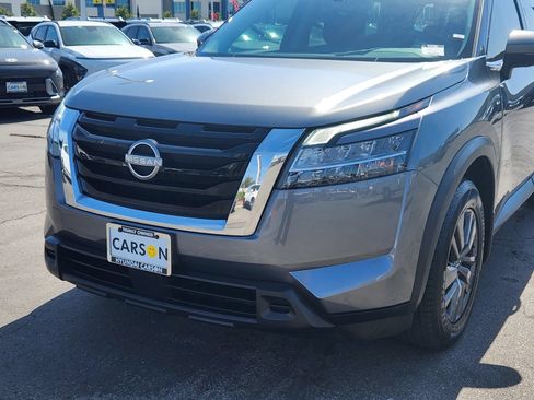 Used 2022 Nissan Pathfinder S AWD/4WD image 10