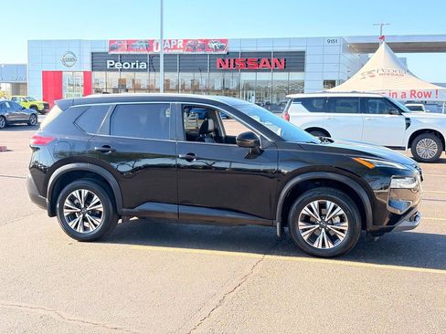 Certified 2022 Nissan Rogue SV w/ SV Premium Package FWD image 6