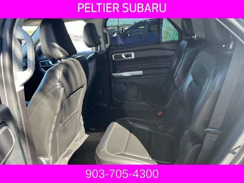 Used 2022 Ford Explorer XLT w/ Equipment Group 202A image 12