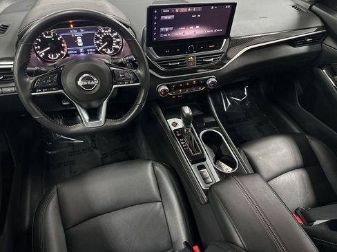 Used 2023 Nissan Altima 2.5 SR w/ SR Premium Package AWD/4WD image 13