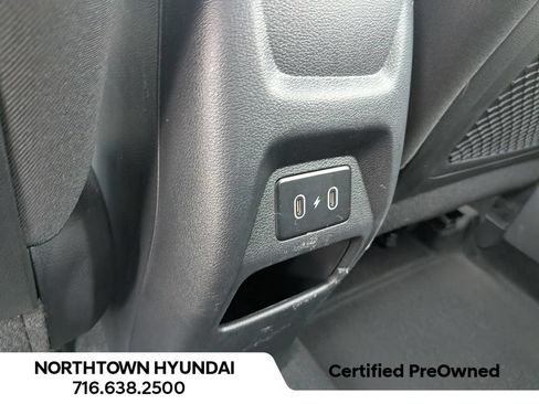 Certified 2026 Hyundai Venue SEL FWD image 31