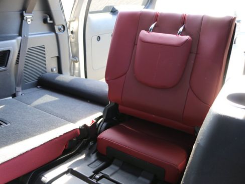 Used 2021 Lexus GX 460 Premium w/ Premium Package AWD/4WD image 37