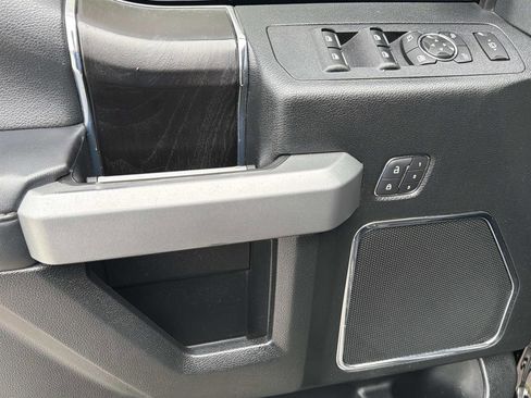 Used 2019 Ford F250 Platinum w/ Platinum Ultimate Package AWD/4WD image 12