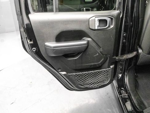 Used 2021 Jeep Wrangler Unlimited Willys image 34