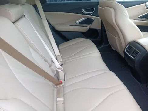 Used 2024 Acura RDX SH-AWD image 23
