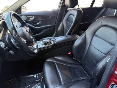 Used 2016 Mercedes-Benz C 300 Sedan w/ Driver Assistance Package image 9
