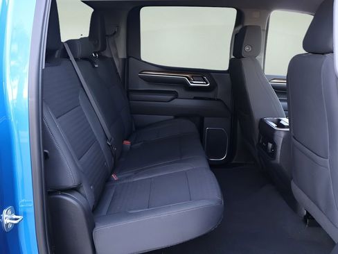 Used 2023 Chevrolet Silverado 1500 RST w/ Z71 Off-Road Package image 10