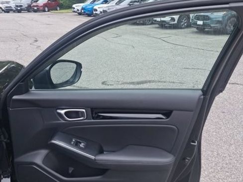 Used 2023 Honda Civic Touring image 19