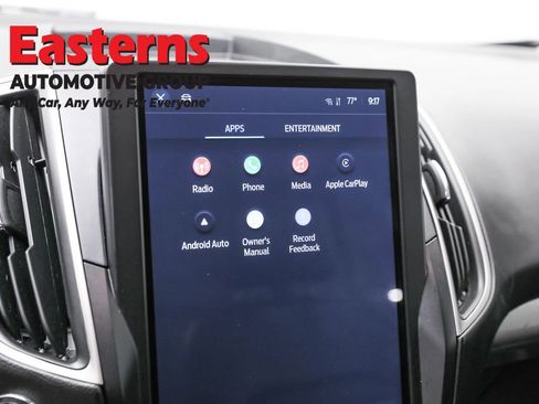 Used 2024 Ford Edge SEL image 12