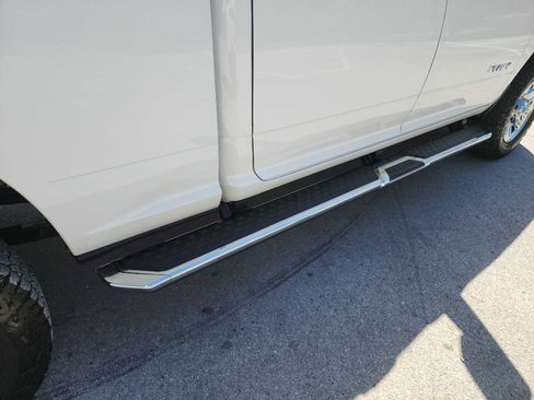 Used 2019 RAM 2500 Big Horn image 15