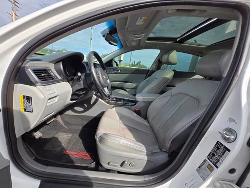 Used 2016 Kia Optima EX w/ Premium Package image 22